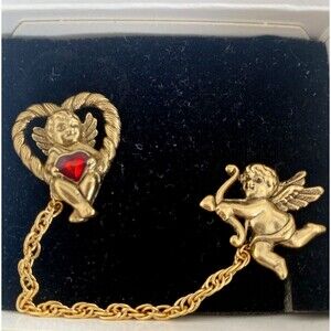 Avon Womens Brooch Captivating Cupids Heart Chain Pin Gold Tone Fashion Vintage